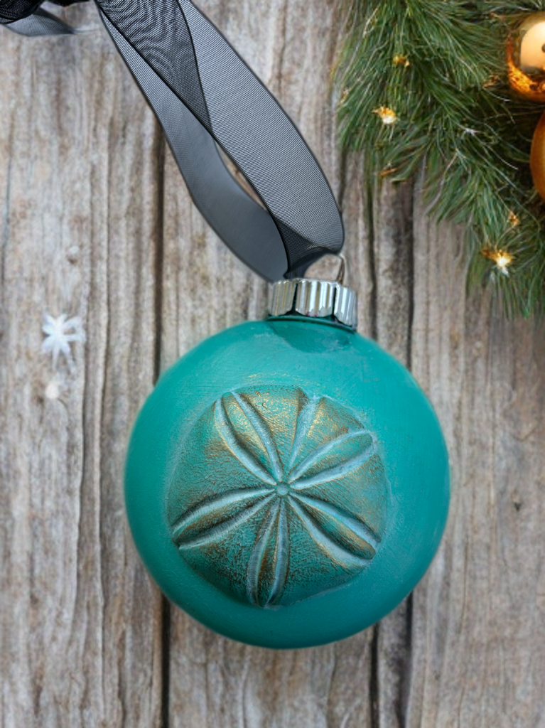 Seaside Beachy Ornaments Sand Dollar and Scallop