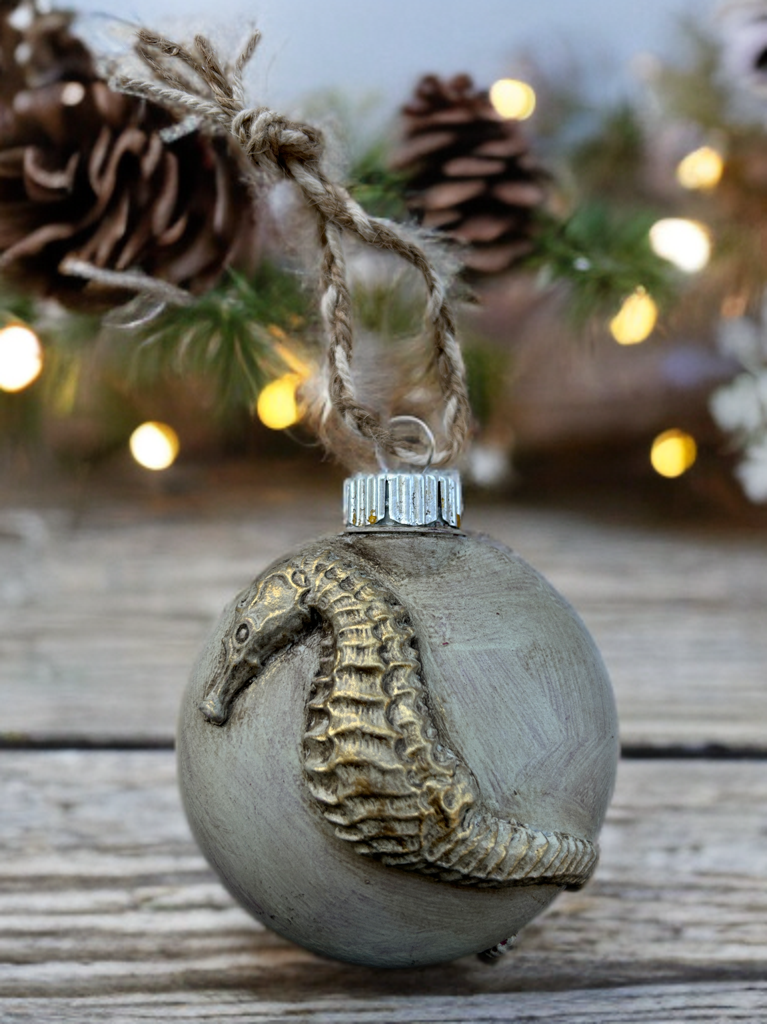 Seaside Beachy Ornaments Starfish and Scallop