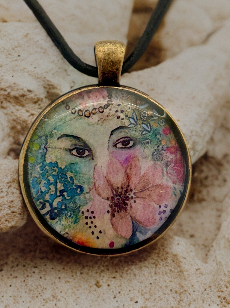 Soulful Eyes Pendant Resin Bezel