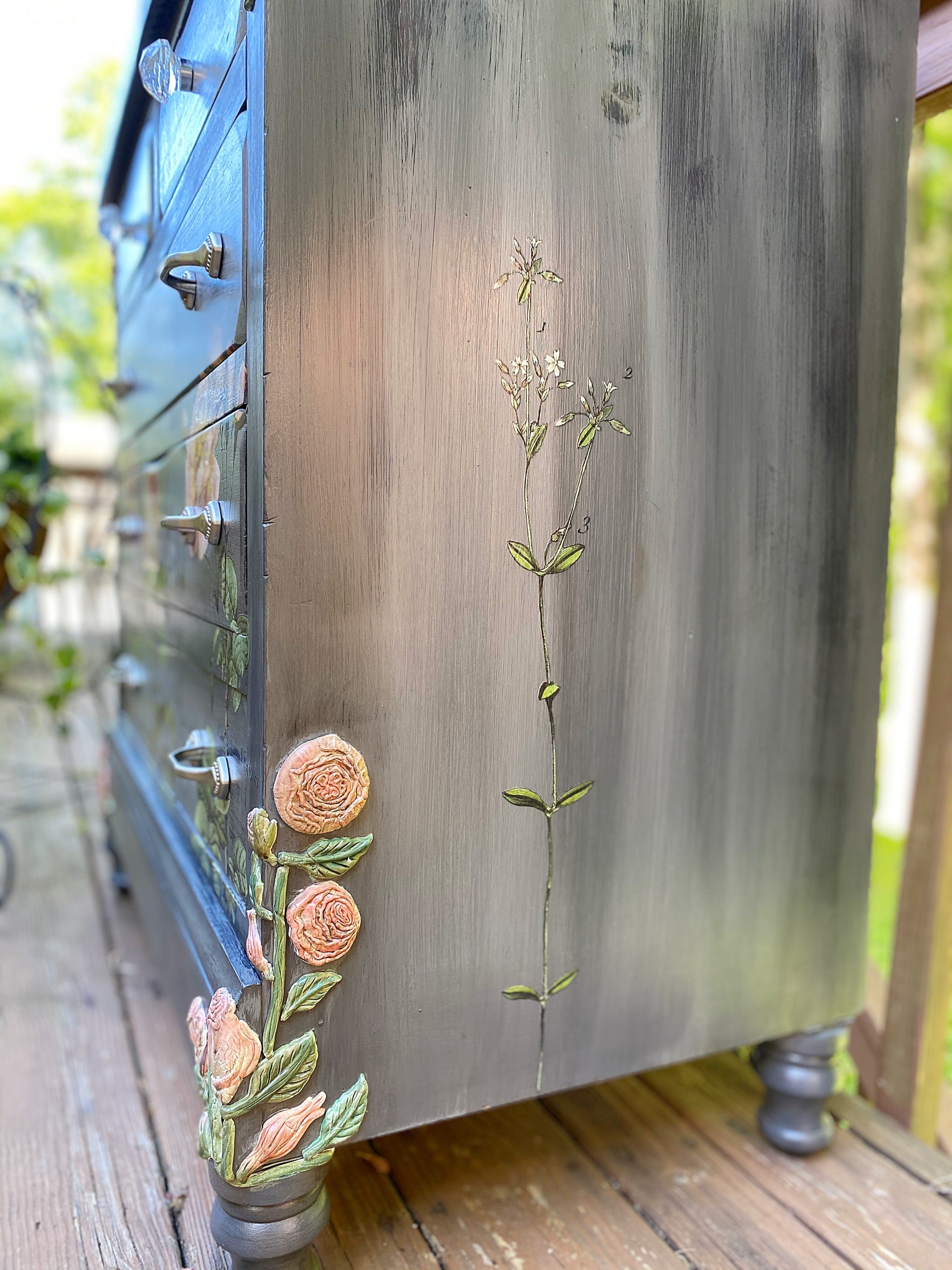 Parisian Dresser – Bluebird Relics